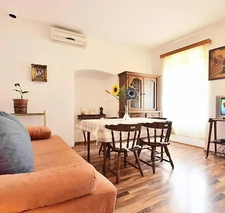 Apartment Center