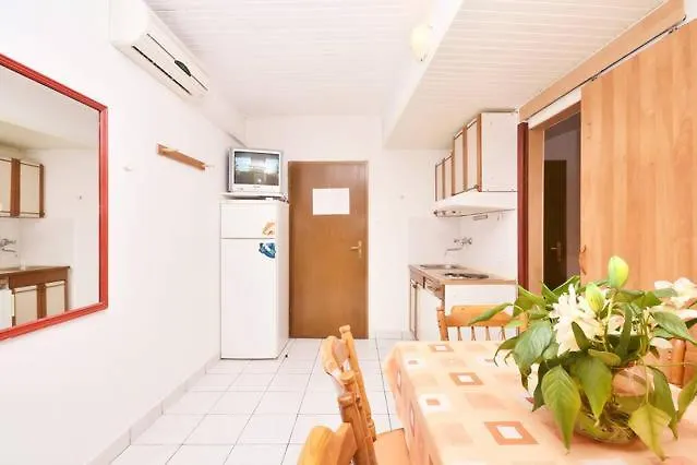 Center Apartman *
